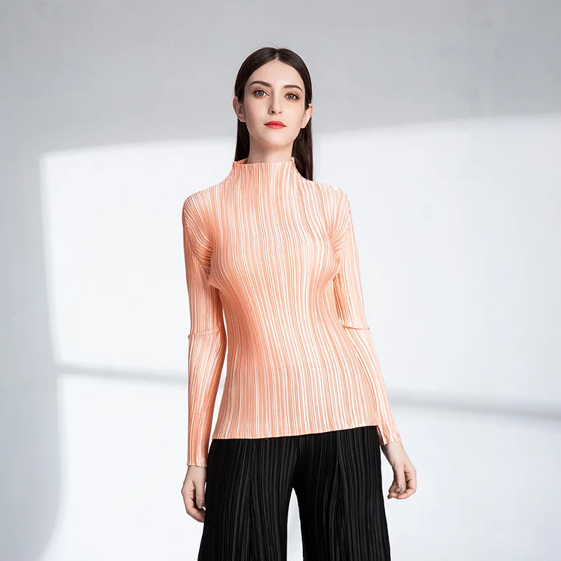 

Long sleeves autumn winter new style slim wrinkle tshirt plrated MIYAKE Tshirt free shipping