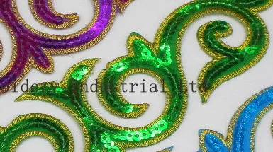 YACKALASI, 5 шт./лот, расшитые блестками нашивки в виде цветов, карнавальный костюм, аппликация из железа на металлическом покрытии, винтажная Корона, 23,2*5,4 см - Цвет: Green