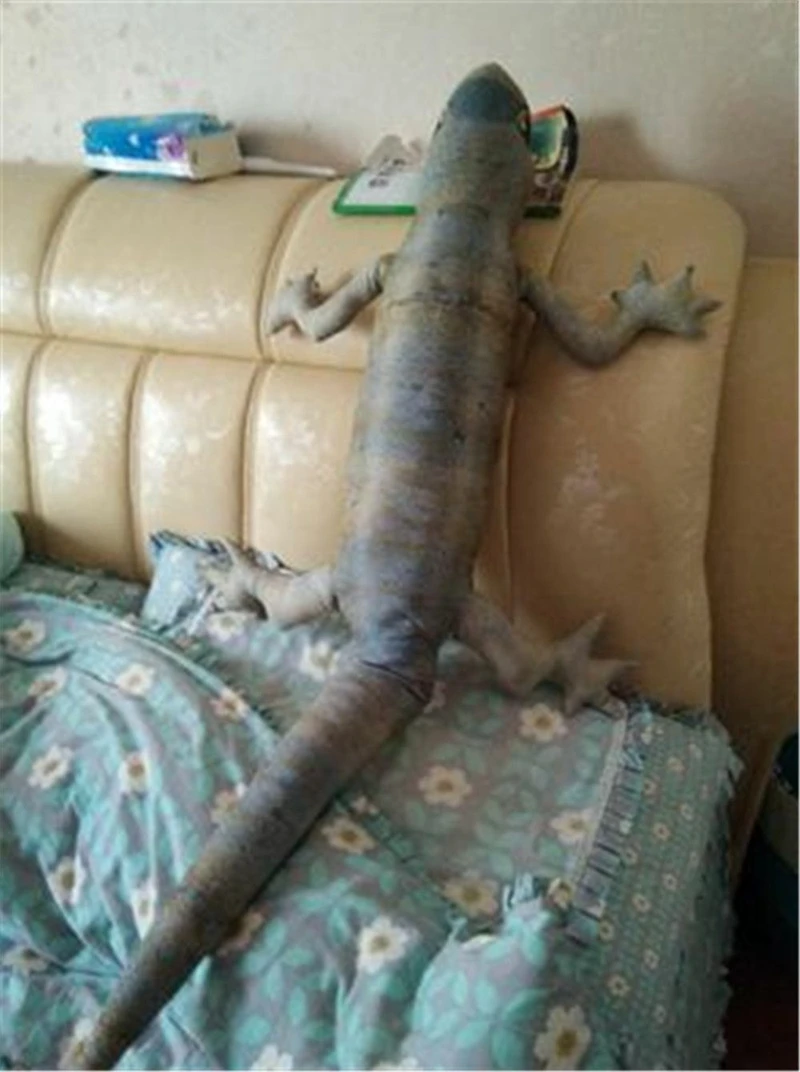 Dorimytrader Simulation Animal Lizard Plush Toy Big Realistic Animals Lizard Doll Gift for Kids Creative Decoration 100cm 39inch DY50027(8)_1