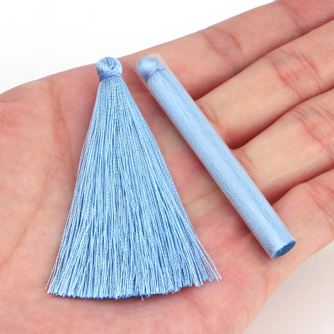 Light Blue Xcharms 10 шт./пакет 65 мм/шелковых кисточек/серьги аксессуары/ювелирные изделия аксессуары/ювелирных изделий/"сделай сам" для изготовления ювелирных изделий - Цвет: Light Blue