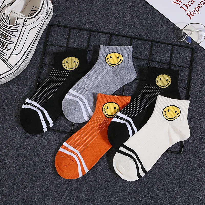 

5 pair Women Socks Cartoon Character Cotton Socks Harajuku Female Cute Unisex Skatebord Hipster Fashion Animal Print Ankle Socks