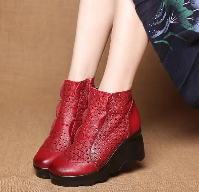 BEYARNE/Новинка; женские летние ботинки в стиле ретро; ботильоны из натуральной кожи на танкетке с вырезами; женская модельная Повседневная обувь; горячая распродажа; женская обувь - Цвет: red