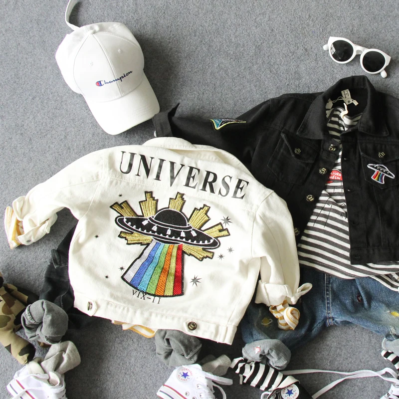 

new 2019 autumn boys cartoon embroidery patchwork fashion style denim jacket 1pc kids handsome jacket boys denim jacket