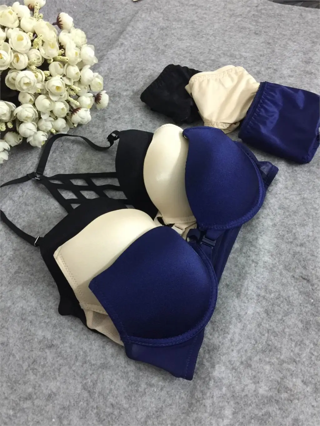 Japanese Sexy VS bra front buckle beauty back solid glossy sexy young girl underwear set push up women bra set