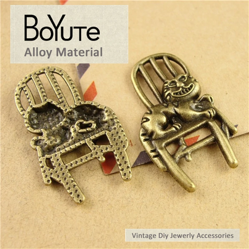 BoYuTe (40 Pieces/Lot) 20*35MM Vintage Chair Cat Charms Antique Bronze Plated Zinc Alloy Metal Trendy Pendant Diy Jewelry Making