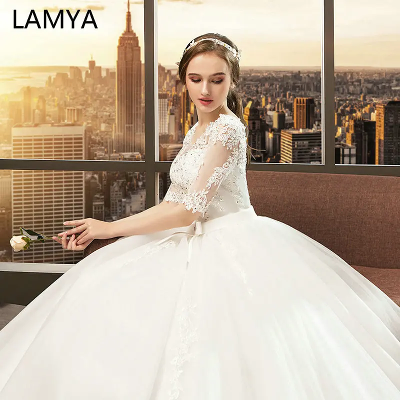 

LAMYA Half Lace Sleeve Wedding Dresses 2019 Pregnant Wedding Gown Vintage Ball Gown Plus Size Bride Dress