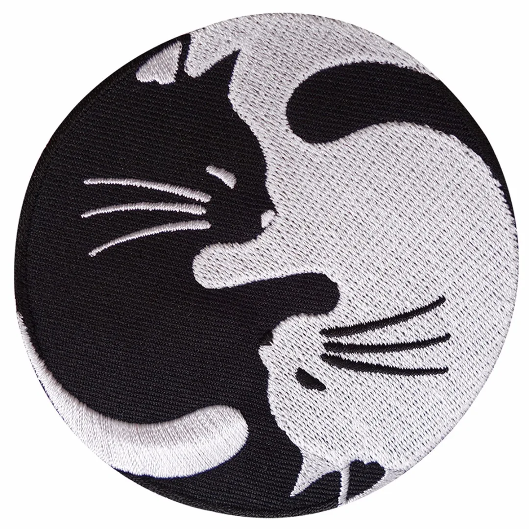 JX-LCLYL 1pc Yin Yang White Black Cat Sew Iron On Patch Badge Hat Jeans Fabric Applique