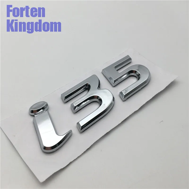 i35 chrome badge 03