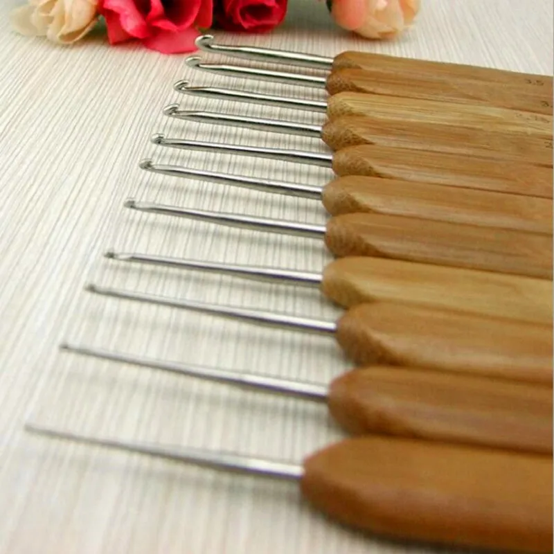 WOODEN CROCHET  (2)