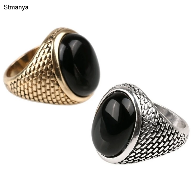 Vintage bold and glitzy black stone costume ring