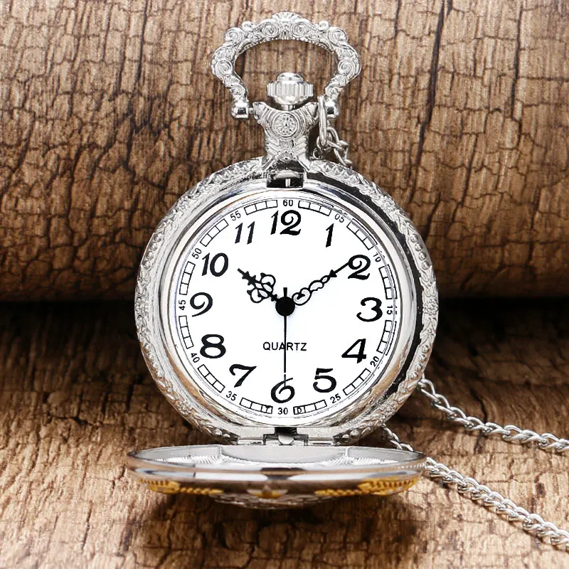 Pocket watch Retro CCCP Russia Soviet Union Russian Flag Hammer Badges Sickle Pocket Watch Hook Design USSR Necklace Chain Gift For Men Women