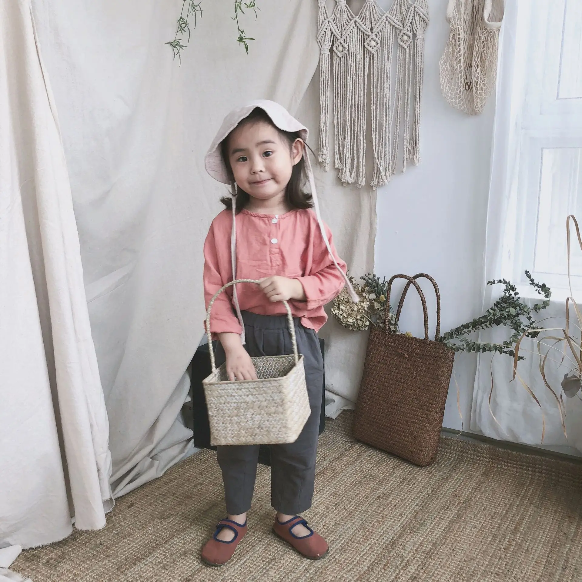 На осень для детей, для малышей, для девочек рубашка для мальчиков в Корейском стиле; детская одежда; Модная одежда для девочек льняная одежда