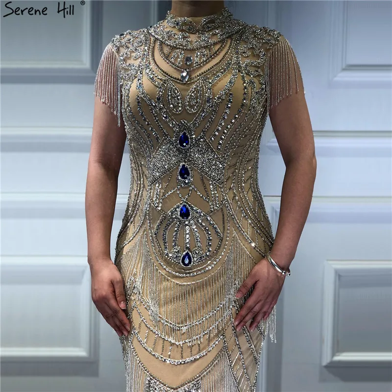 Роскошные вечерние платья золотого цвета с высоким воротником из Дубаи, сексуальные вечерние платья без рукавов, Украшенные бусинами и кисточками, Serene Хилл LA60893
