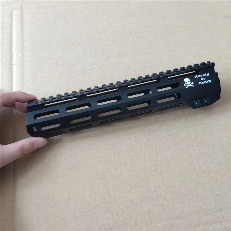 Настраиваемый текст AR15 Mlok handguard тонкий Бесплатный Поплавковый M-LOK Handguard винтовка