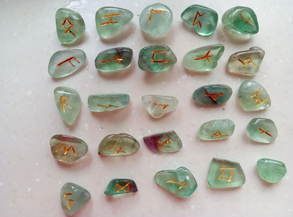 

NATURAL Green Fluorite QUARTZ Crystal STONE Elder Futhark RUNE SET Wicca Divination Runes