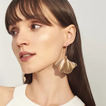 

IngeSight.Z Vintage Alloy Leaf Big Dangle Earrings for Women 2018 Bohemia Ethnic Metal Leaves Plant Drop Earring Fashion Jewelry