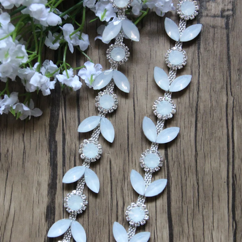 

Free Shipping 2 yards Opal Crystal Rhinestone Trim, Rhinestone Applique, Wedding Applique,Rhinestone Chain WACH007