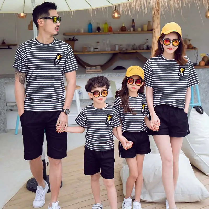 

2019 new mom and son matching clothes set striped cotton shirt + shorts 2pcs family clothing/outfits mutter tochter kleidung 8 9