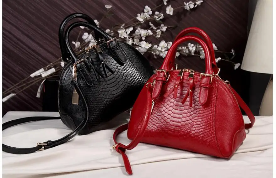 

Quality Crocodile Pattern Leather Women's Handbags Luxury Designer Messenger Bags For Female Shell Type Ladies Hand Bags