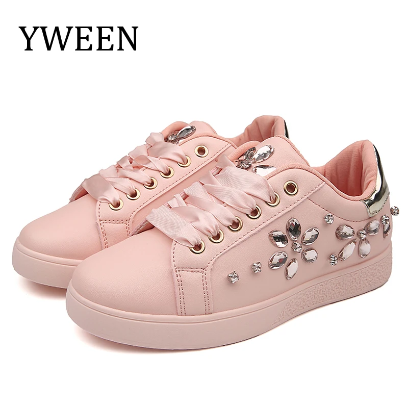 YWEEN Brand New Women Flat Shoes Women Pearl Espadrille Soft Leather Rhinestone Sneaker Shoes Female Round toe loafers