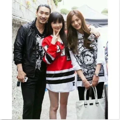 2ne1 Cl Bom Park Dara Minzy Concert Long Sleeve Kpop Shirt