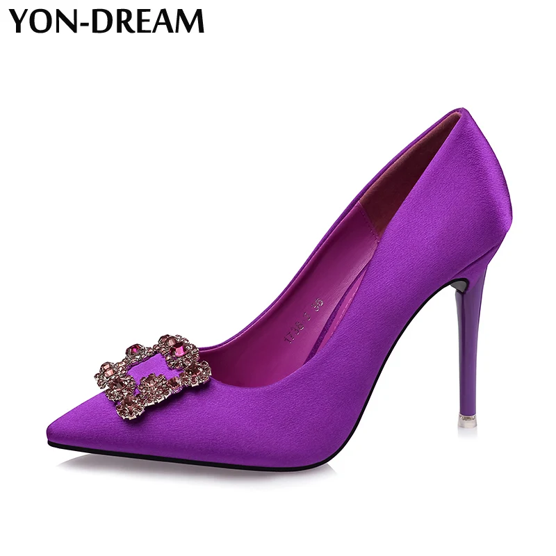 non slip pumps