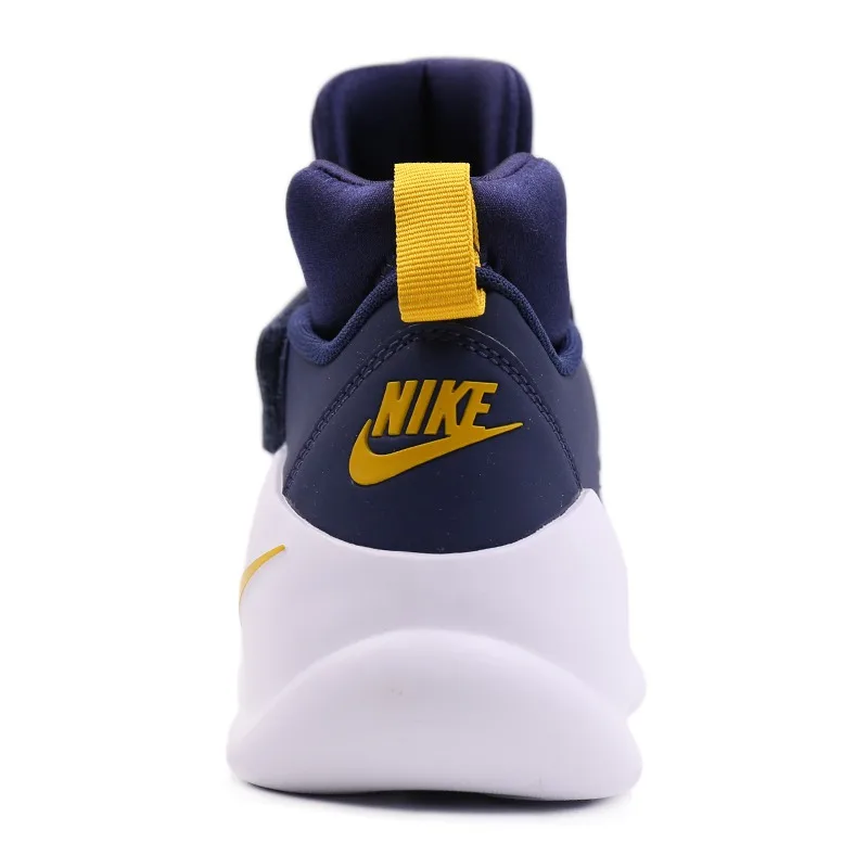 الأصلي أصيلة 2018 نايك KWAZI الرجال أحذية التزلج ارتداء مقاومة المضادة للانزلاق وارتفاع رياضية نوعية جيدة 844839401