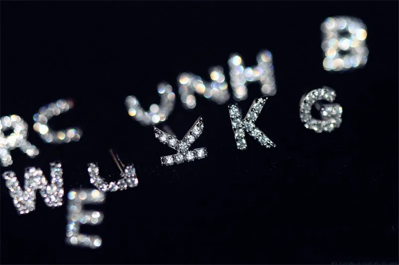 Массивные Настоящее серебро 925 пробы, Pave Cz 26 серьги с маленькими буквами, индивидуальные именные серьги-гвоздики с буквами для женщин