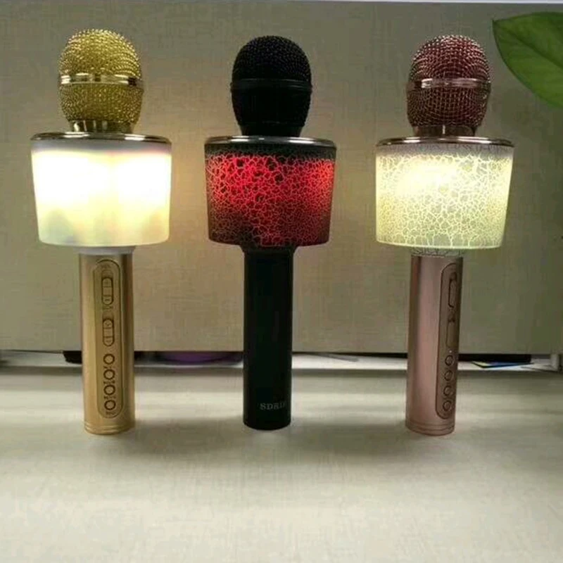 

SD-07L Wireless Bluetooth Microphone Handheld Portable KTV Singing Karaoke Audio Equipment Player with Color Atmosphere Lights