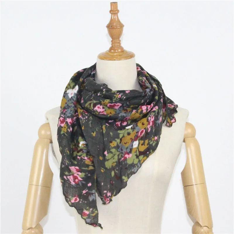 Small floral print triangle scarf women scarvesscarf womenwomen