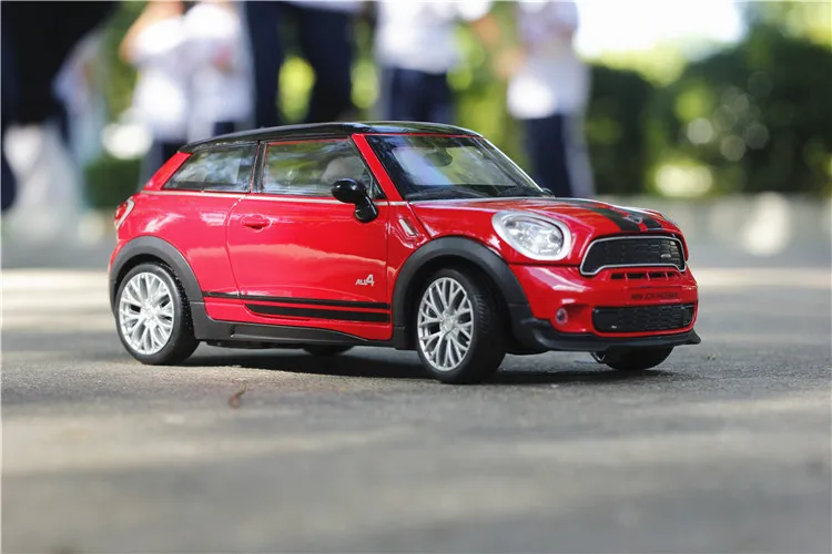 1 24 free shipping mini paceman Alloy Diecast Car Model Pull Back Toy Car model Electronic