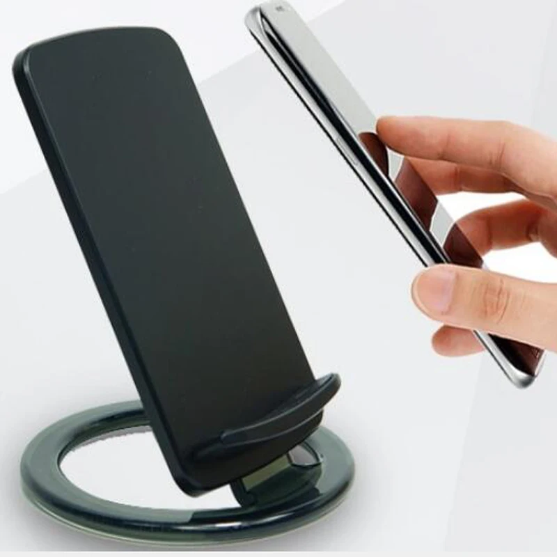 Aukey QI Fast Wireless Charger Phone Portable Universal