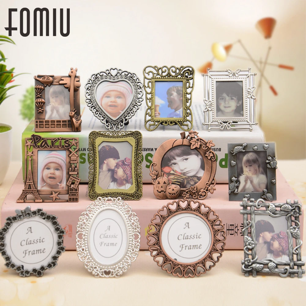 

Creative Metal Photo Frame Retro Keychain Children Photo Picture Frame Key Chain Keyring Best Love Gifts