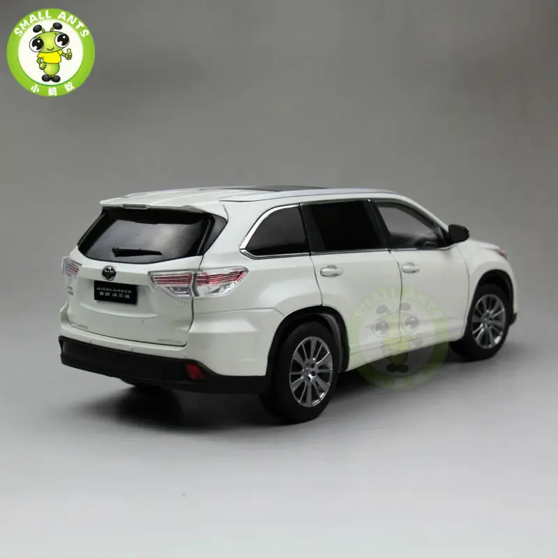 1:18 Highlander литая под давлением модель автомобиля SUV белого цвета