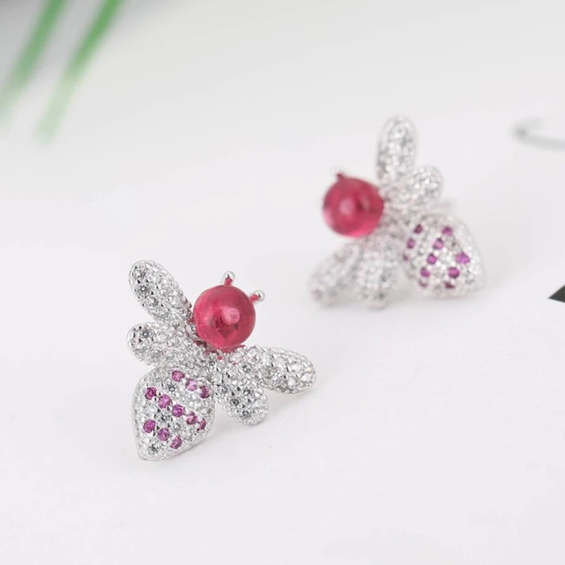 

925 Sterling Silver Bee Sweet Rhinestone Temperament Literary Personality Trendy Female Stud Earrings SEA225