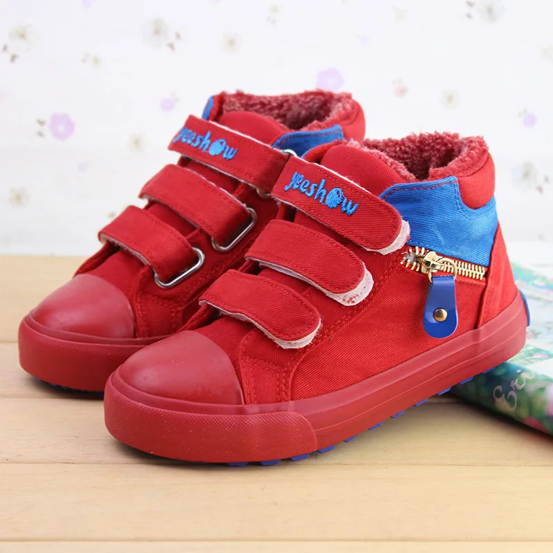 

Yeeshow 2017 New Winter Kids Canvas Shoes With Fleece Inside Boys High Sneaker Girl Non Slip Wearable Anti Collision Shoes Child