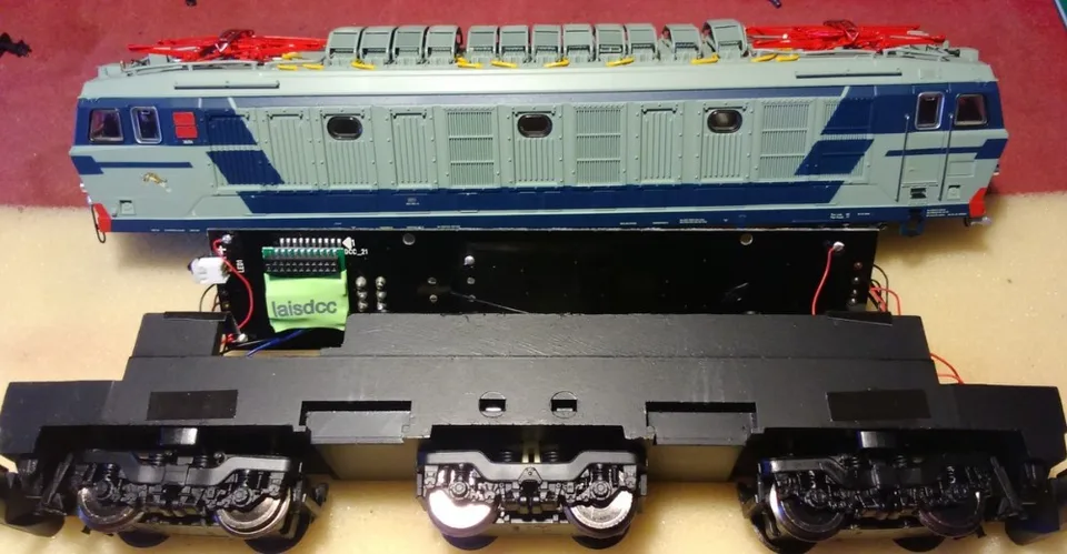 Decoder Per Trenini DCC Decoder Digitale LaisDcc 21MTC 21 Poli Per Trenini DCC - 860019, Con Controllo Per Motore E 4 Funzioni Decoder Digitale 21 Poli