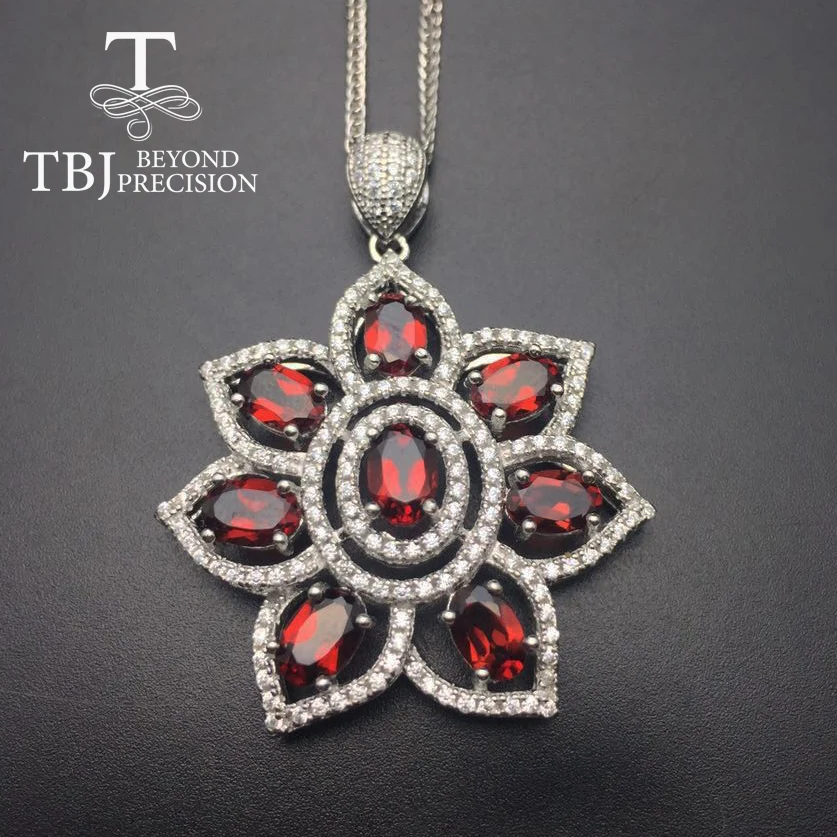 

TBJ, S925 silver pendant with garnet ,simple and fashion design pendants with chains in gift box