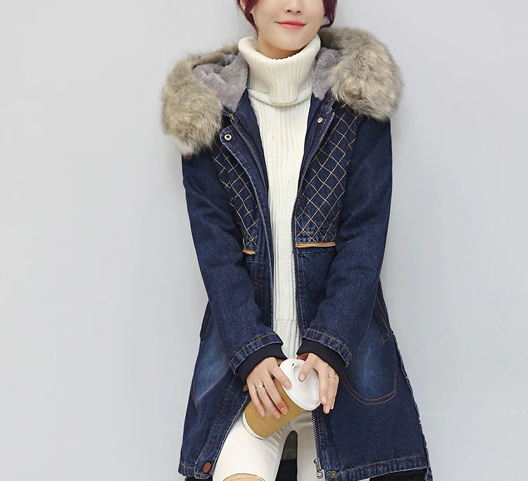 Зимняя горячая Распродажа, новая утепленная джинсовая куртка средней длины, свободная Хлопковая женская куртка с капюшоном и меховым воротником
