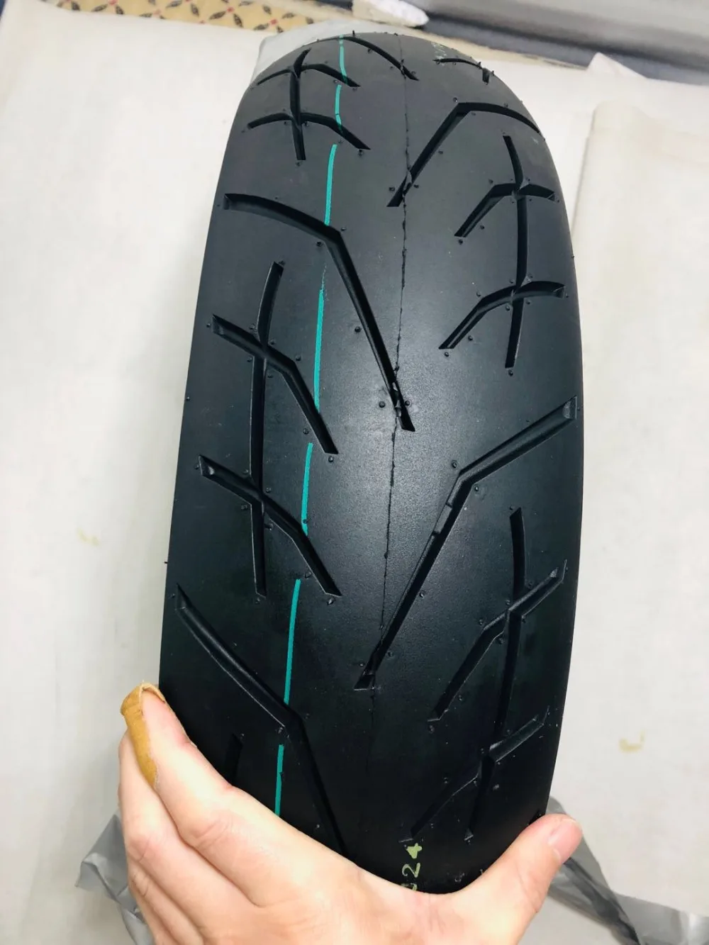 Tube Type Shinko 705 Universal F/R Dual Sport Tire for BMW K1100LT 1993-1997 69H 140/80-17 Tube Type Shinko 705 Universal F/R Dual Sport Tire for BMW K1100LT 1993-1997 69H 140/80-17