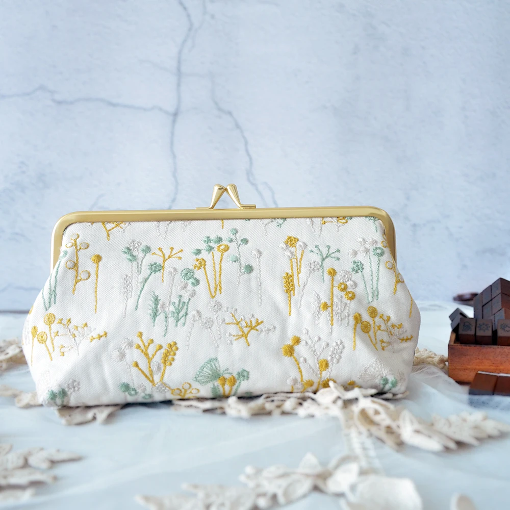 

Floral Japan Fashion Creative Pencil Bag Girl Gift