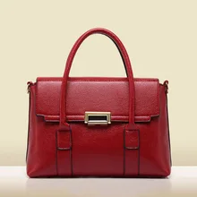 The new 2016 female bag in Europe and the trendy messenger bag professional lady handbag