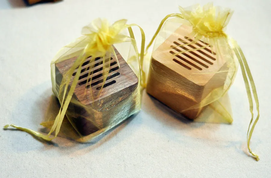 Walnut Wooden Mini Music Box (17)