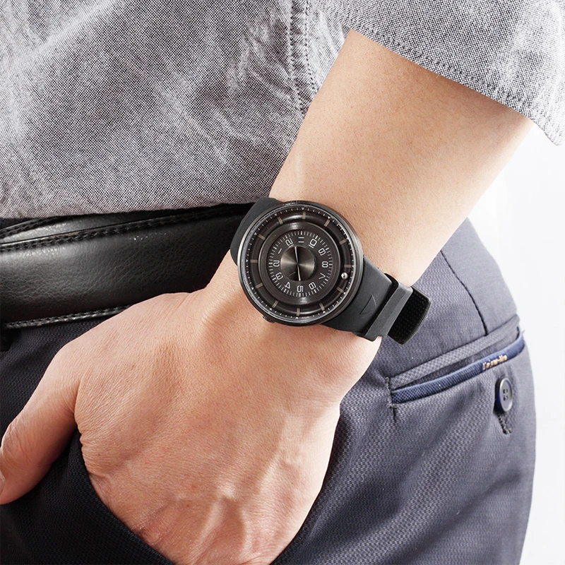 Goede Magnetische Bal Polshorloge Heren Horloges Top Brand Luxe Creatieve Rotatie Dial Siliconen Waterdichte Sport Casual Quartz Horloge