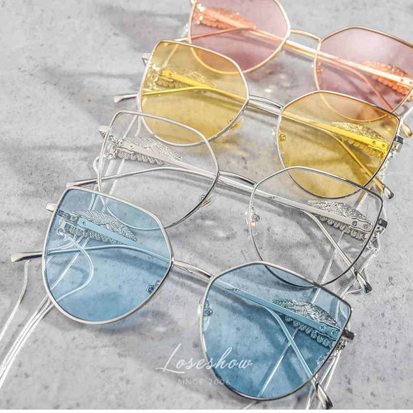 Neue Sonne yellow Mit Titan Frauen Cat Halskette pink Flügel Und Eye transparent 2019 Grey Mode Kabel blue Sommer Kette Brille Halter Sonnenbrille Männlichen Gläser dw4xnB7