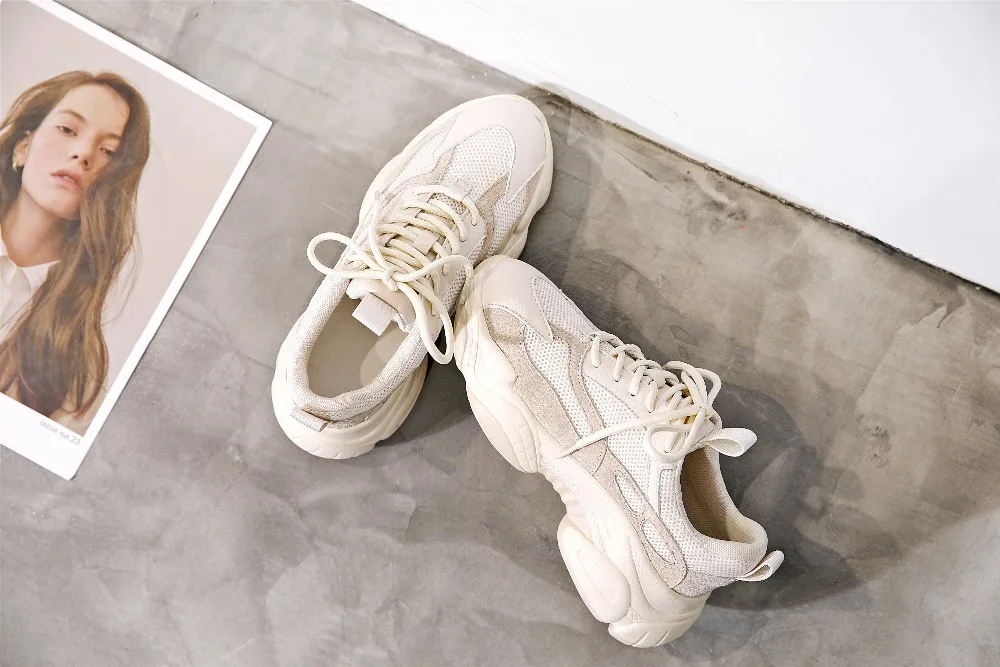 0M2A0389