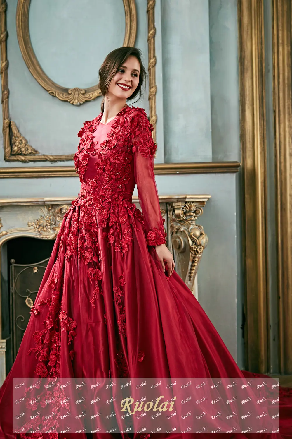 Red Muslim Evening Dress Long 3D Appliques Long Sleeves Ball Gown Arabic Evening Gown for Women Evening Dress