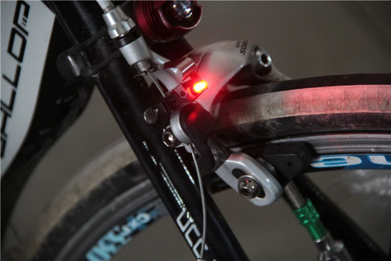 Excellent MTB Mini V Brake Bike Light Tail Rear Bicycle Light Cycling LED Light High Brightness Waterproof Lamp Cycling Accessories 3