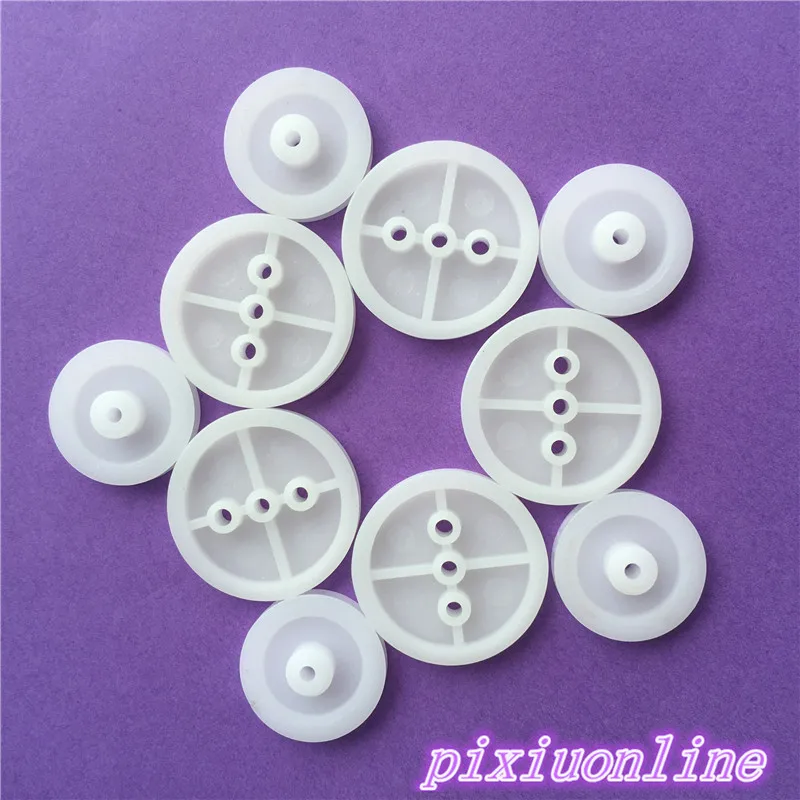 Puleggia di plastica arancione 2*16.8mm della cinghia del foro di 20 pz/lotto 2mm per gli accessori dell'aeroplano dell'automobile del giocattolo di DIY RC  26