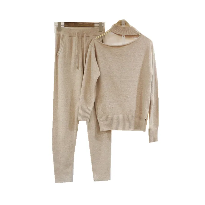 

Winter Woolen and Cashmere Knitted warm Suit hollow Cut Collar Velvet Sweater + Mink Cashmere Trousers Leisure Two-piece wj1343